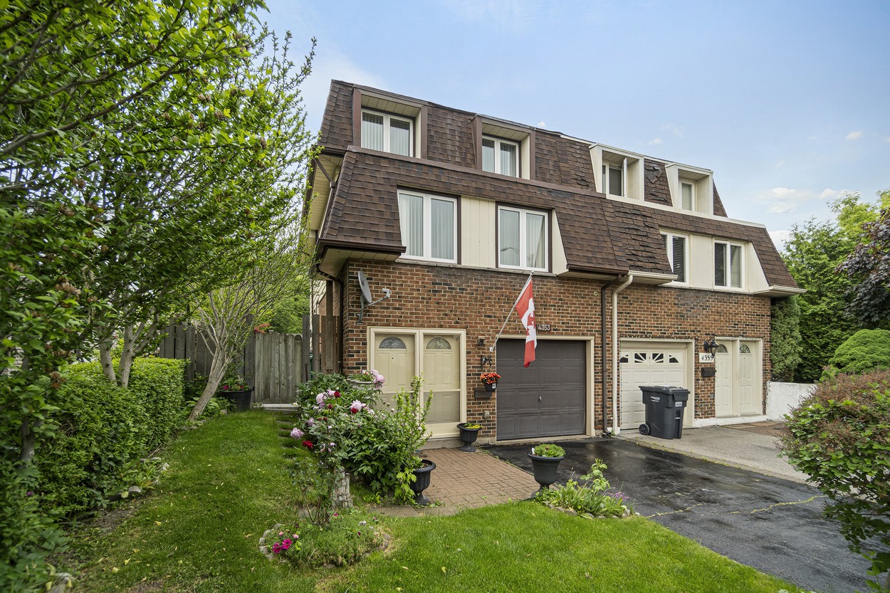 4353 Brandon Gate Dr, Mississauga