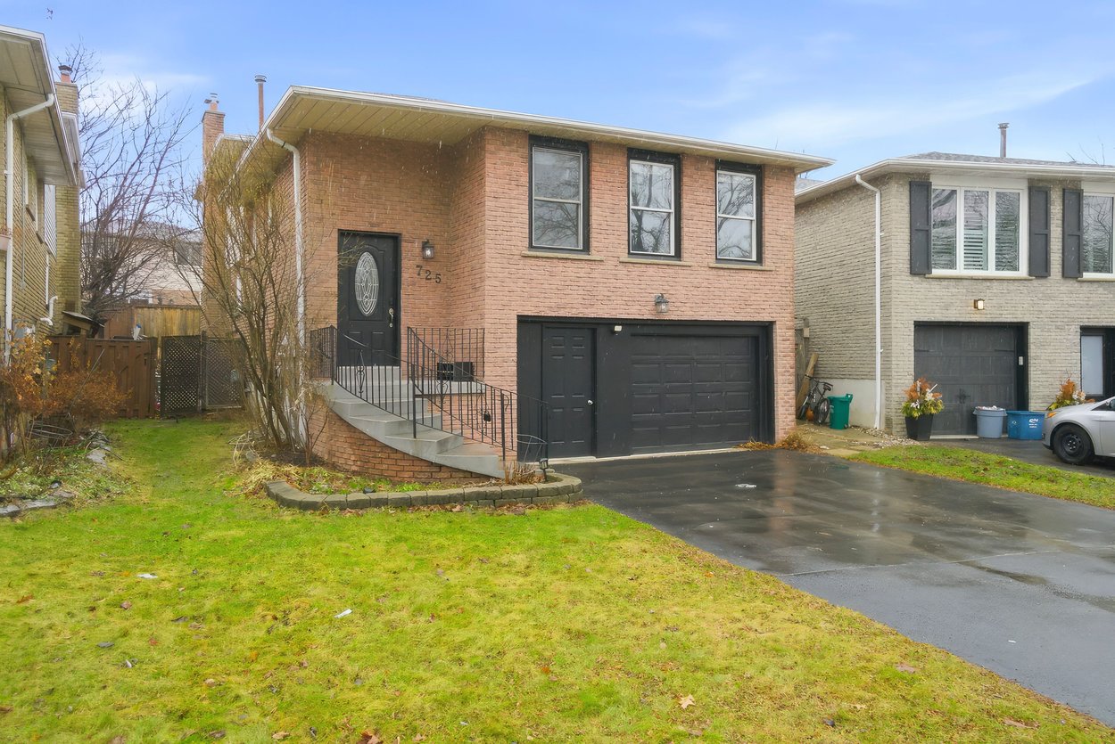 725 Coulson Ave, Milton